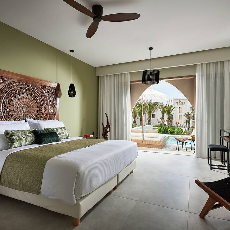 Junior-suite-with-private-pool SEF9516