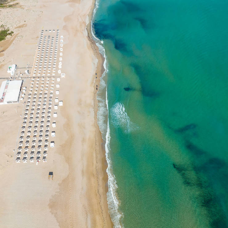 Sirocco Beach Restaurant 3